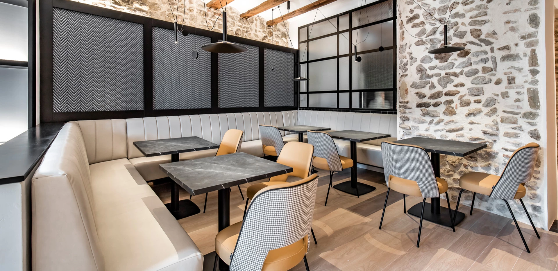 ABBI Suites · Mobiliario de Casual